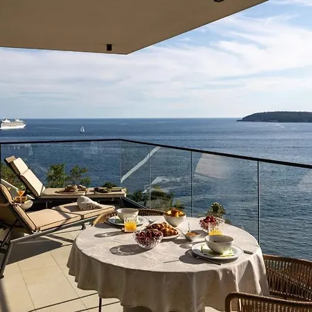 Sound Of The Sea - With Sea Access *